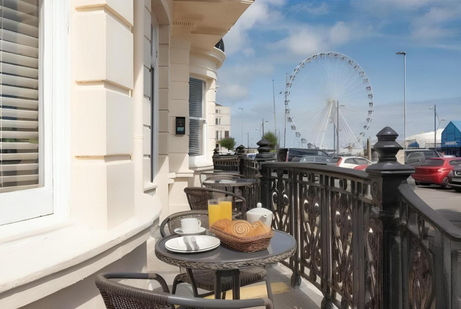 The Carlton Hotel Great Yarmouth Bagian luar foto