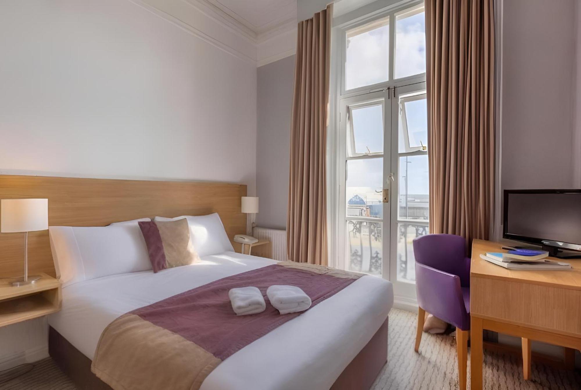 The Carlton Hotel Great Yarmouth Bagian luar foto