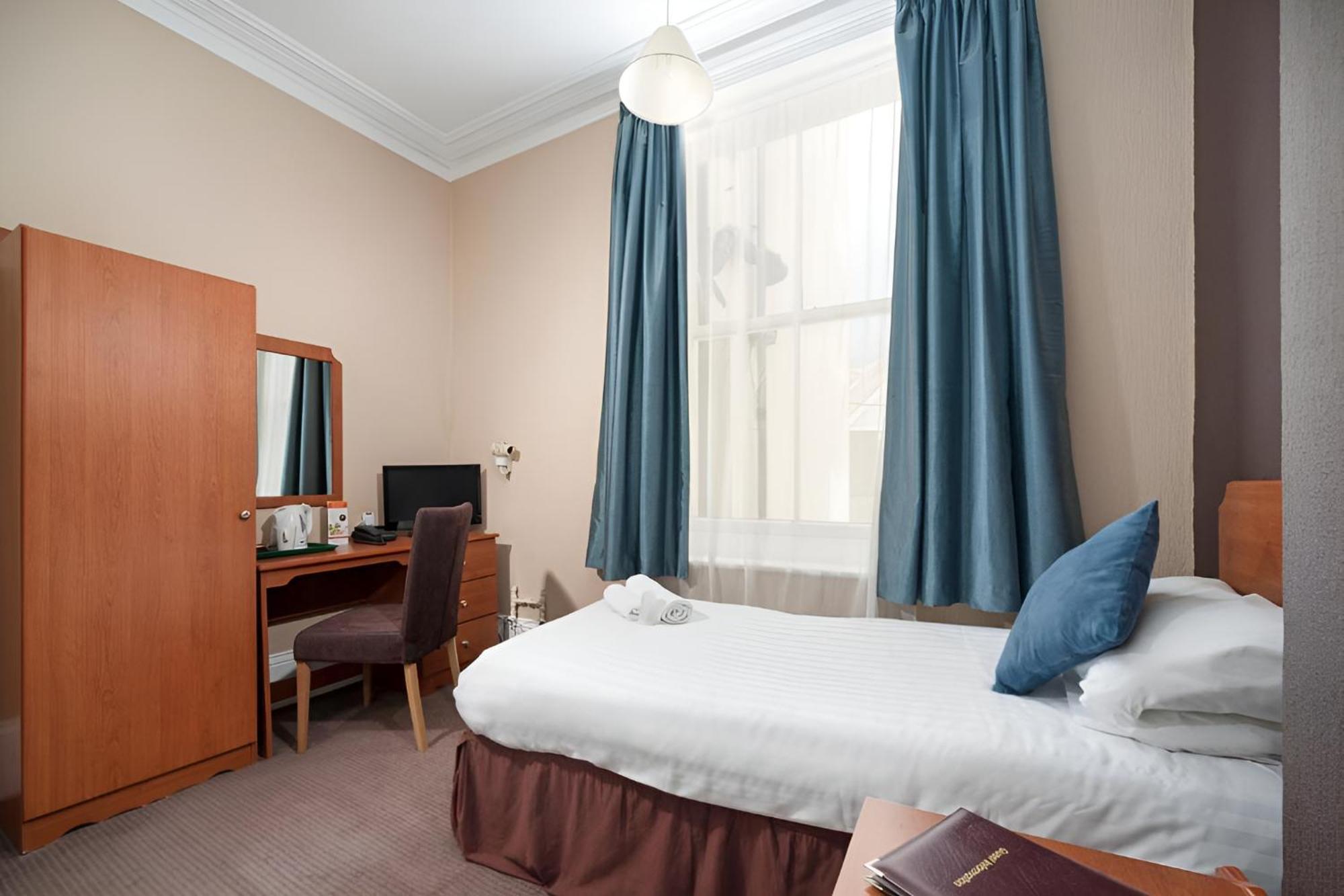 The Carlton Hotel Great Yarmouth Bagian luar foto